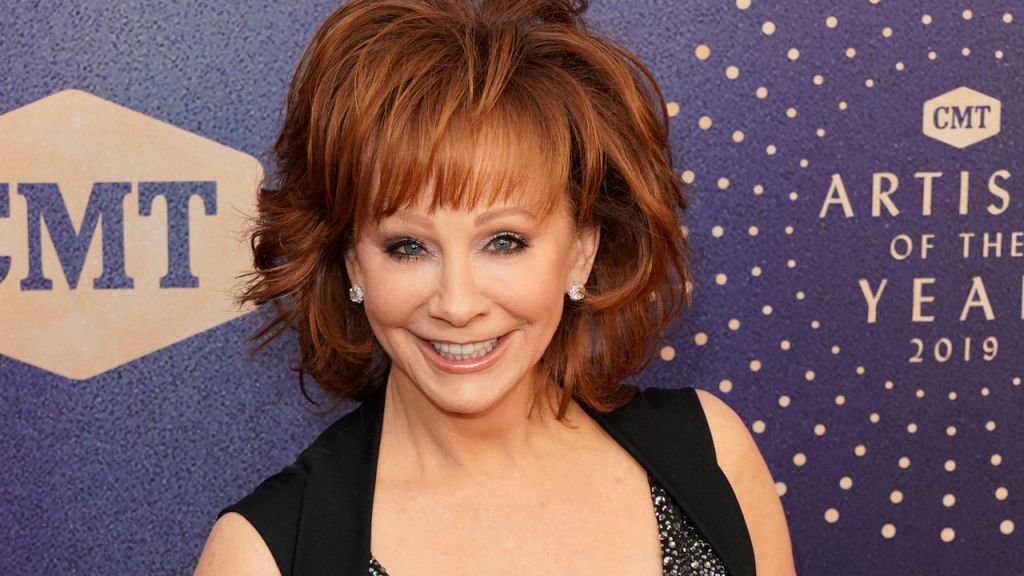 Photos: Reba McEntire through the years