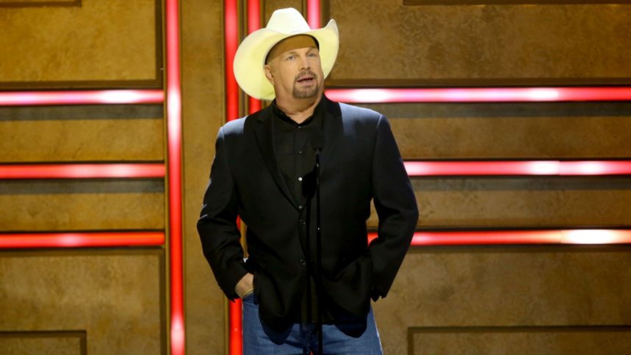 Earth-shaking night: